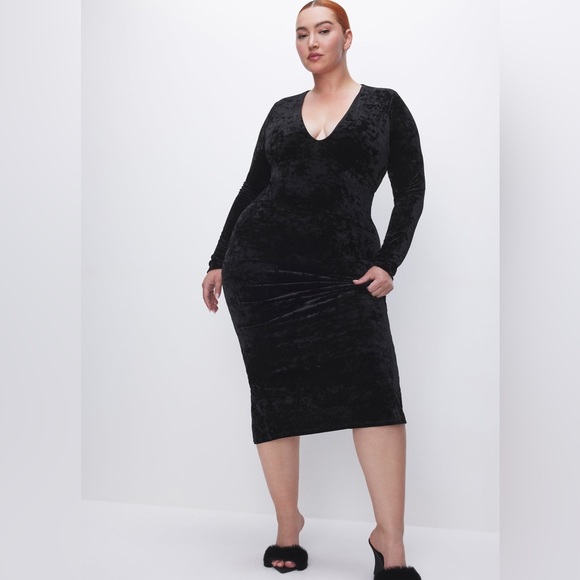 ✨NWT✨Good American Crushed Velvet Deep V-Neck Midi Dress - Picture 2 of 9